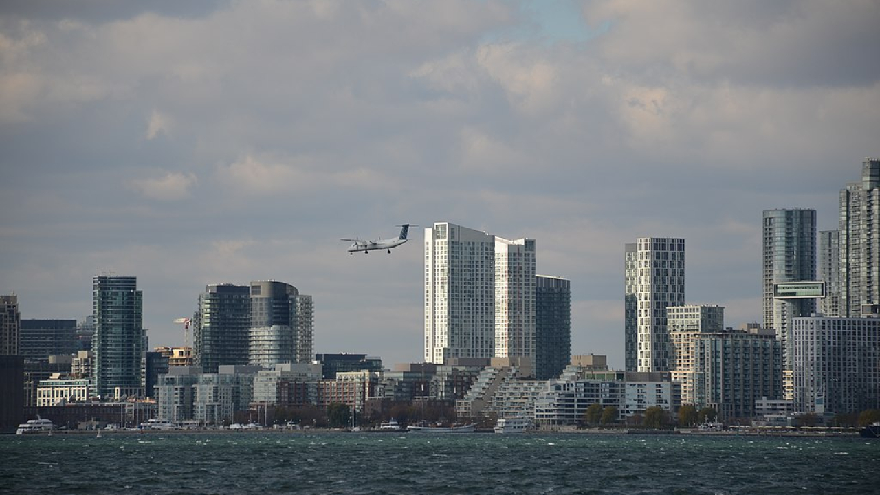 A Porter Airlines Bombardier Q 400 approaches Billy Bishop Toronto City airport 27287082593