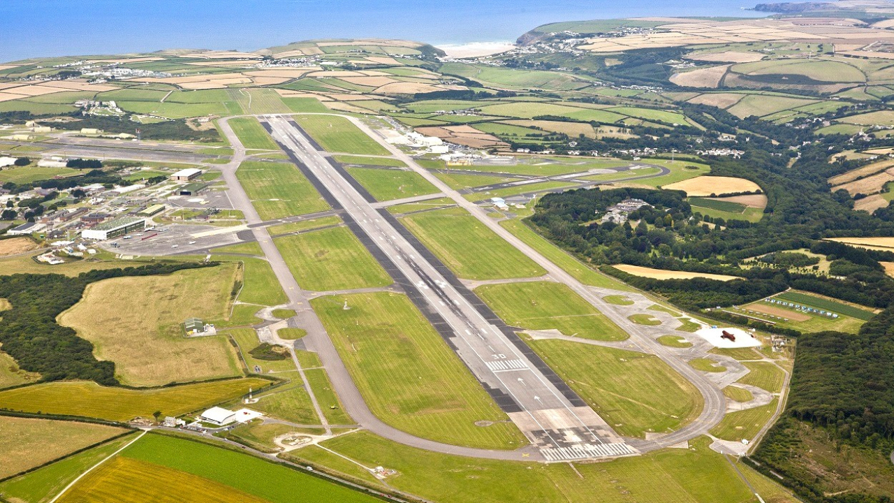 mod Cornwall Airport Newquay Runway